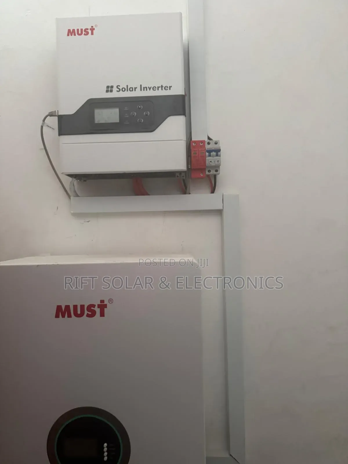 Must 200Ah - 5.12 kWh - 24v Lithium Ion Solar Battery 6000 Cycle