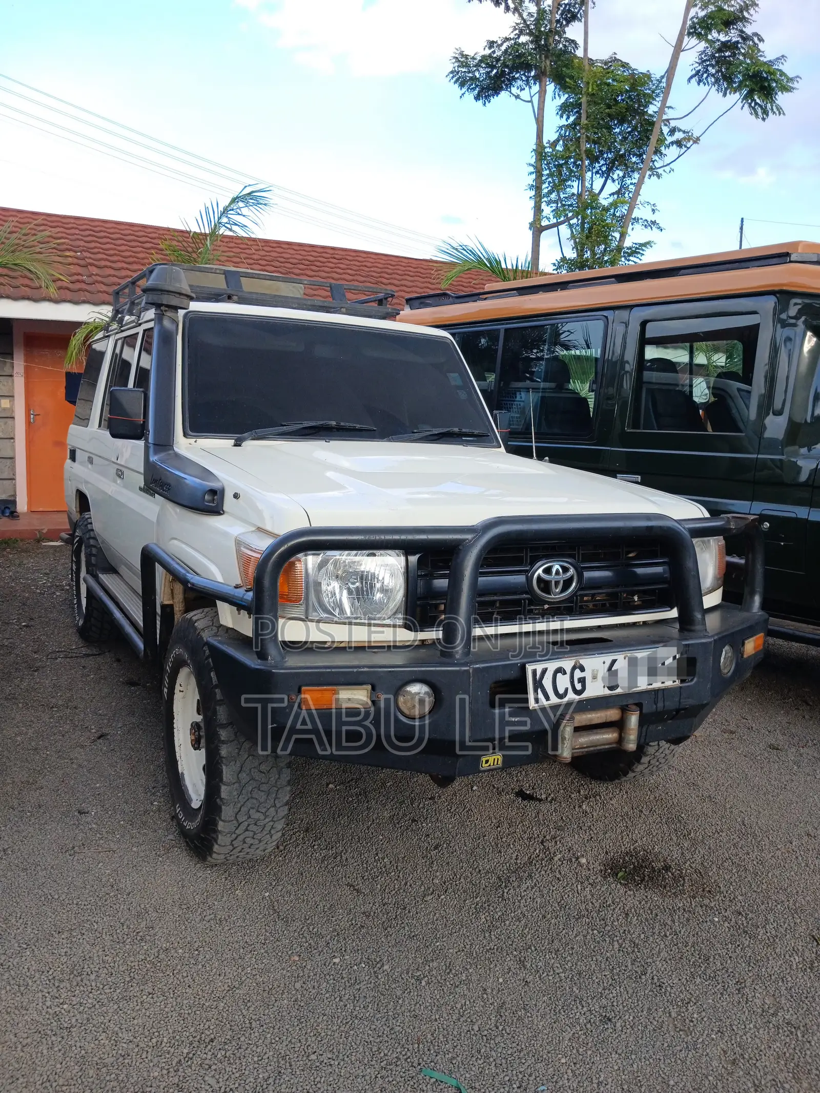 Toyota Land Cruiser 76 Series 2015 White