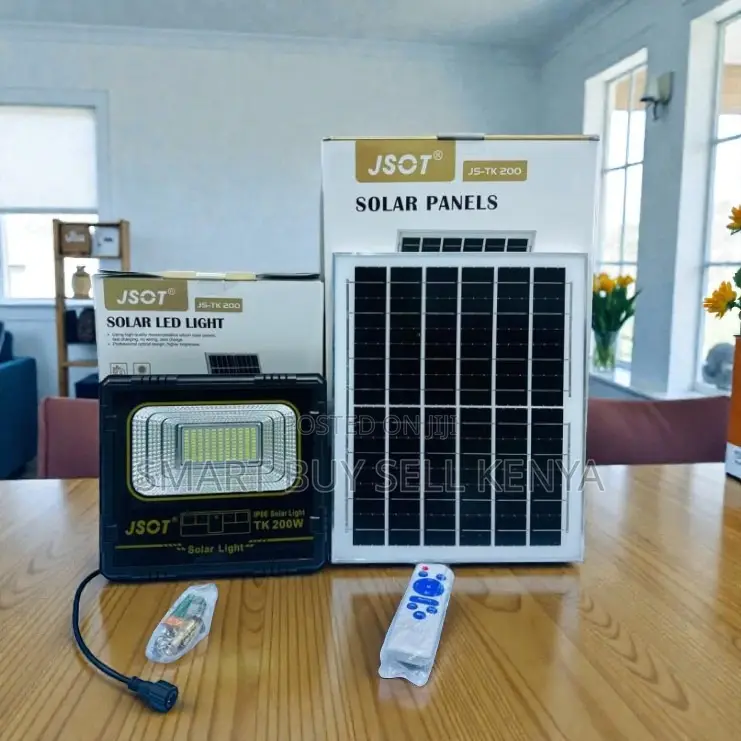 Automatic 200W Watts Outdoor Security LED Solar Flood Light