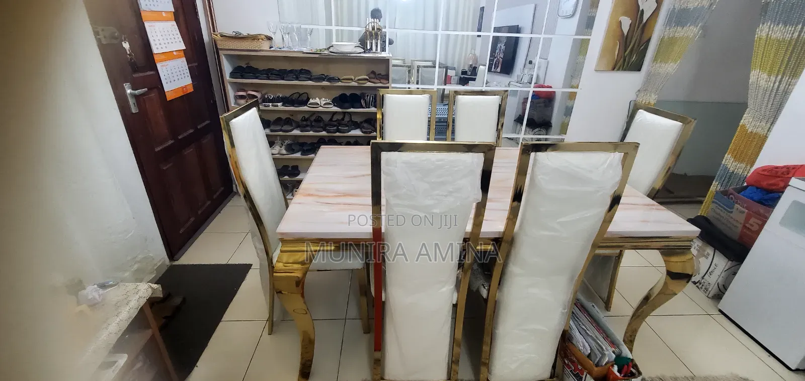 Mable Dinning Table