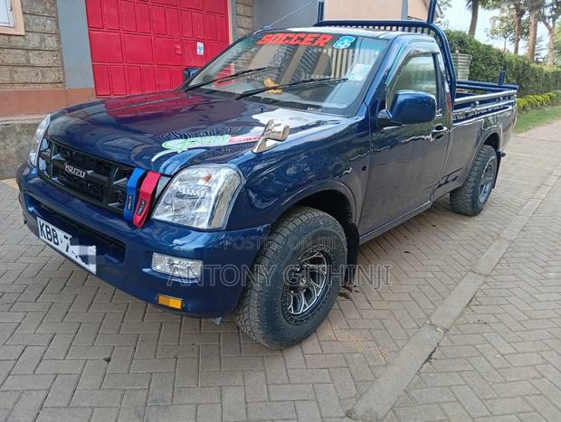 Isuzu D-Max 2018 - thumbnail 2