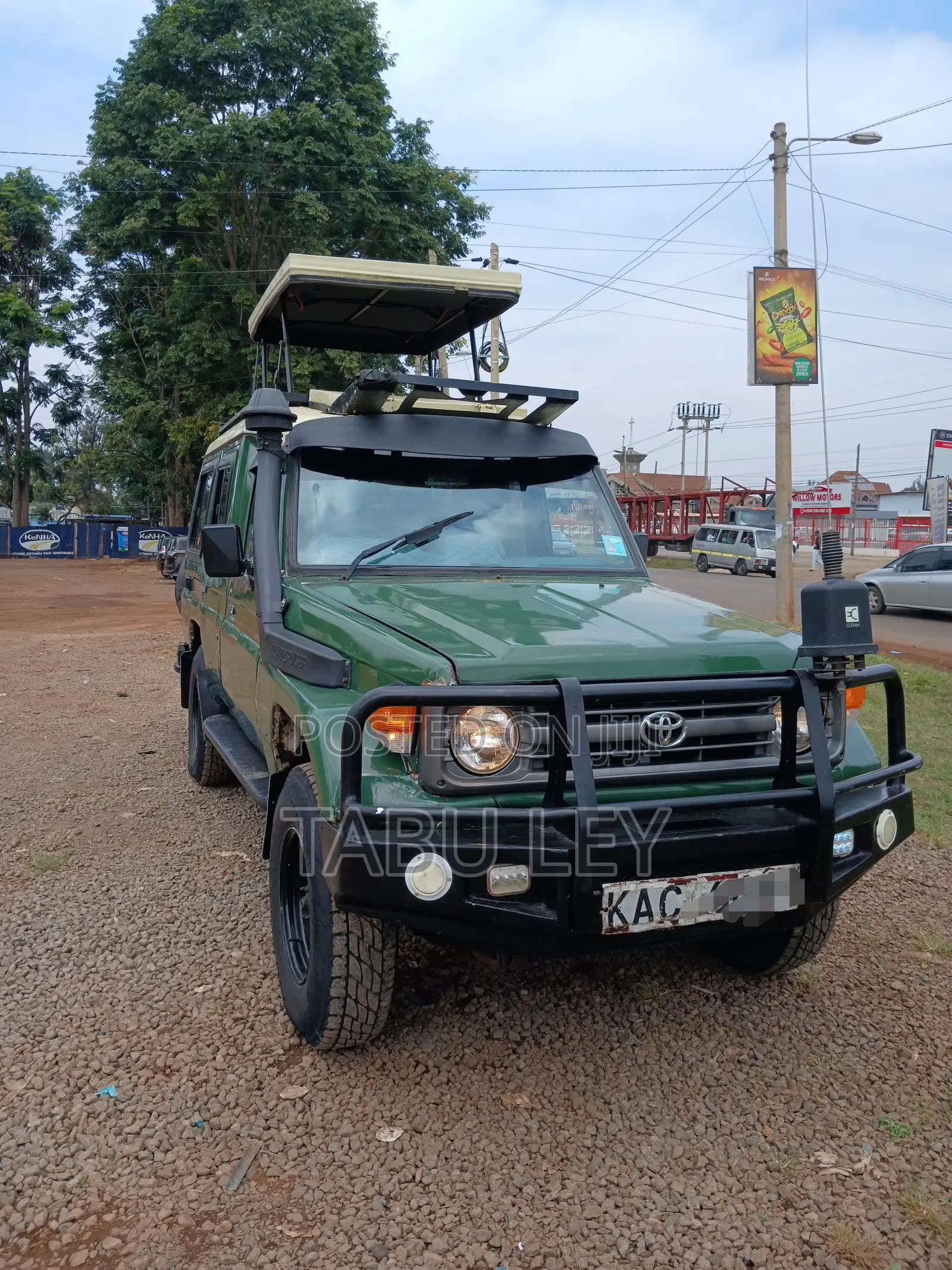 Toyota Land Cruiser 70 1993 Green