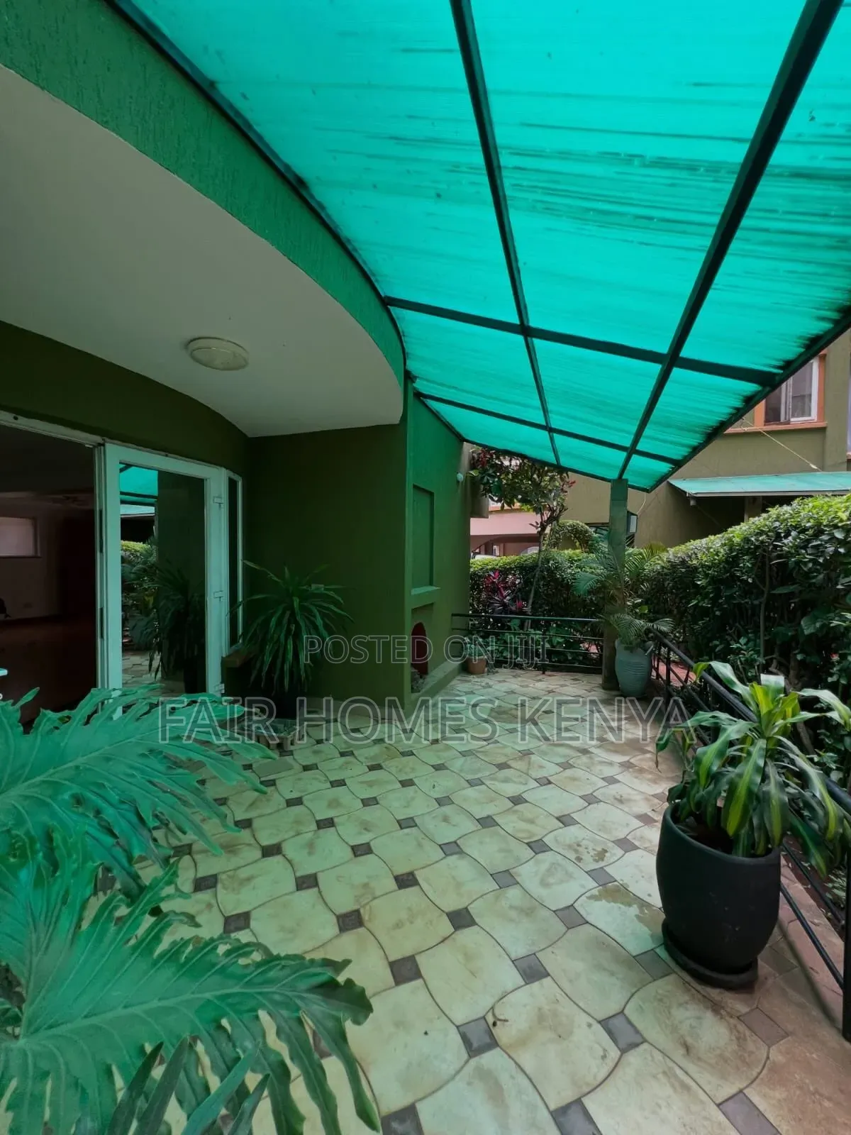 4bdrm Townhouse / Terrace in Riverside Drive for rent