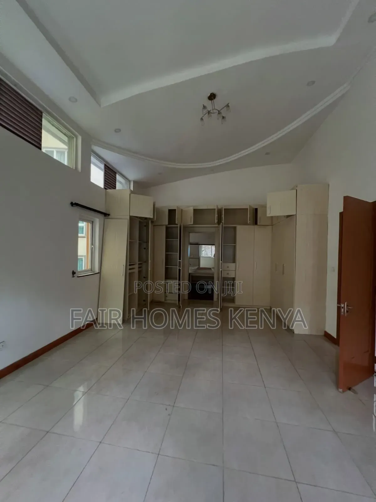 4bdrm Townhouse / Terrace in Riverside Drive for rent