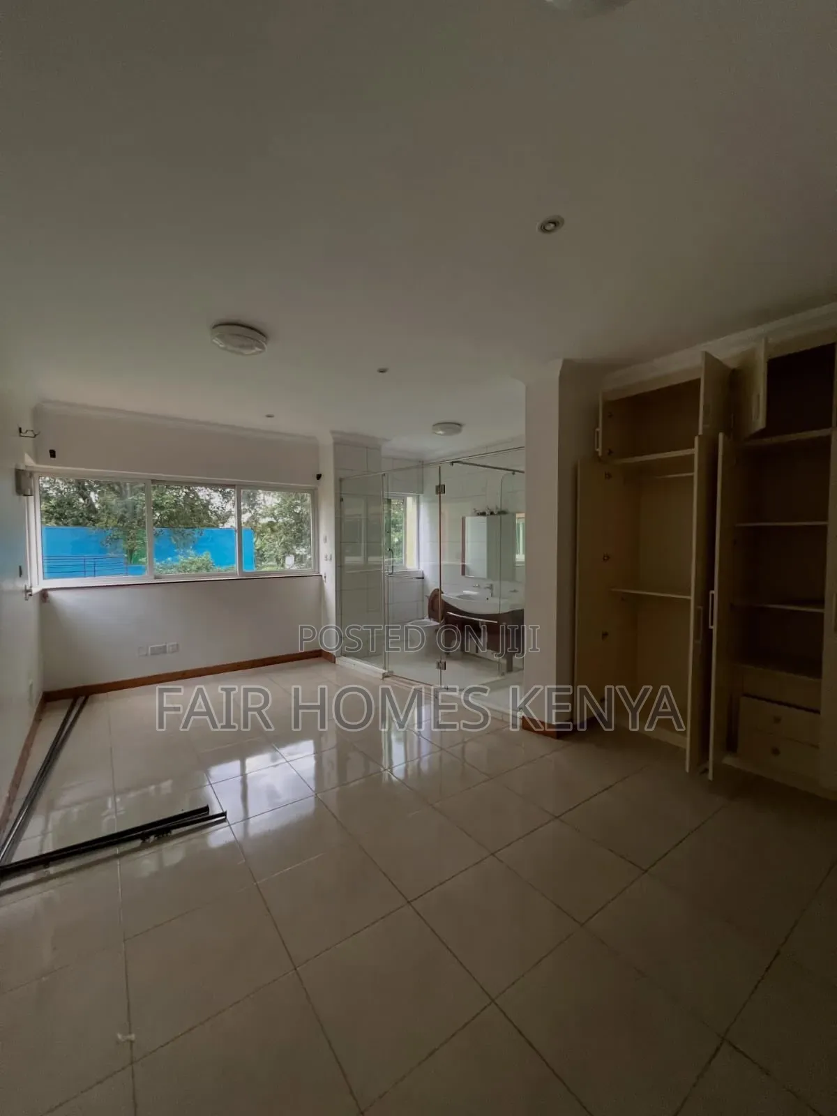4bdrm Townhouse / Terrace in Riverside Drive for rent