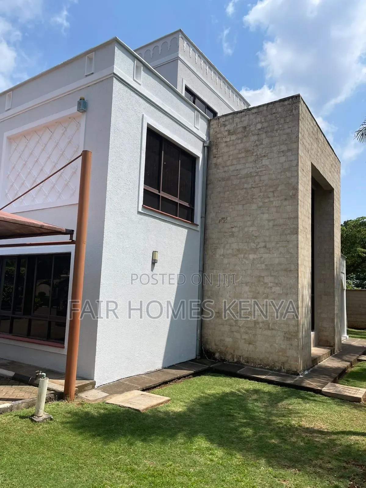 4bdrm Townhouse / Terrace in Lavington Maji, Muthangari for rent