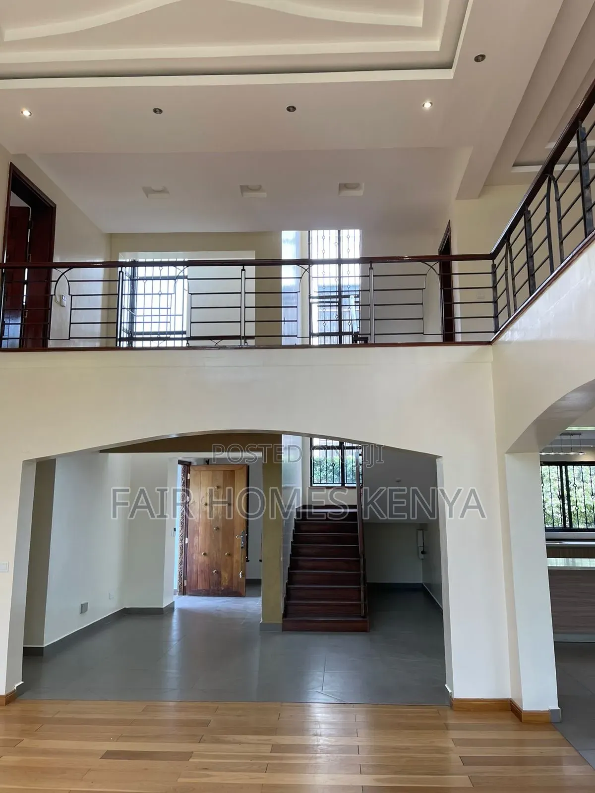 4bdrm Townhouse / Terrace in Lavington Maji, Muthangari for rent