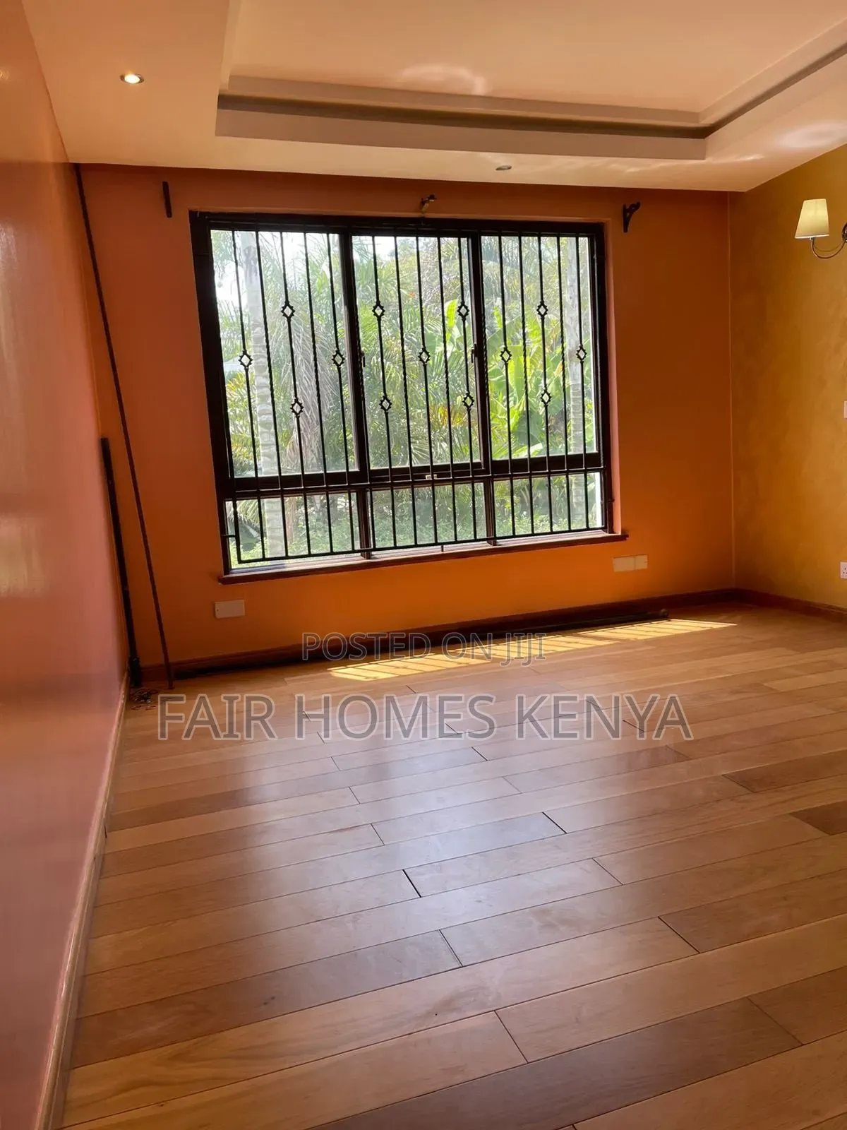4bdrm Townhouse / Terrace in Lavington Maji, Muthangari for rent