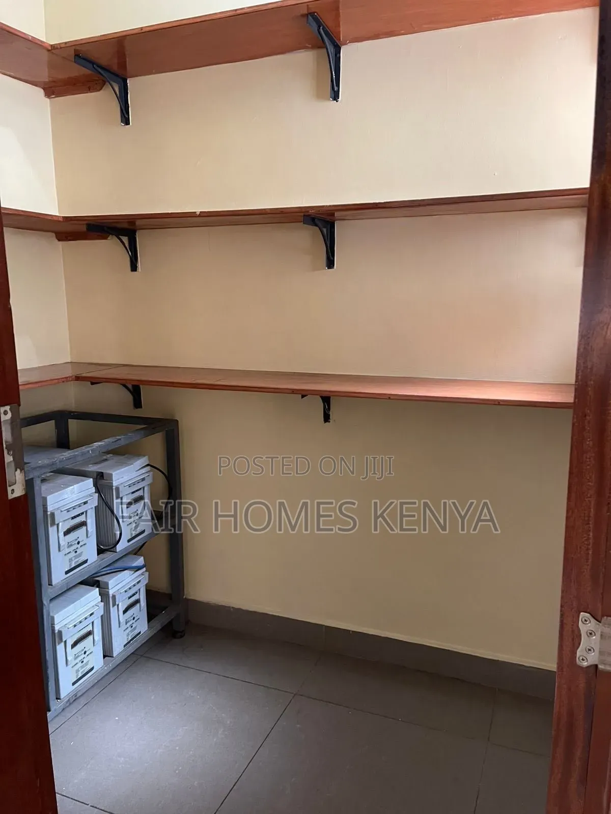 4bdrm Townhouse / Terrace in Lavington Maji, Muthangari for rent