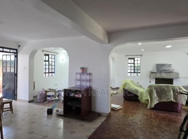 4bdrm House in Gateway Mall Area for rent - thumbnail 3