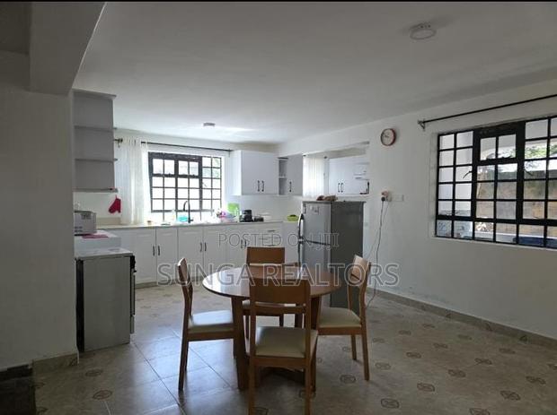 4bdrm House in Gateway Mall Area for rent - thumbnail 4