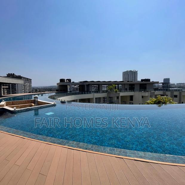 4bdrm Duplex in Riverside Drive for rent