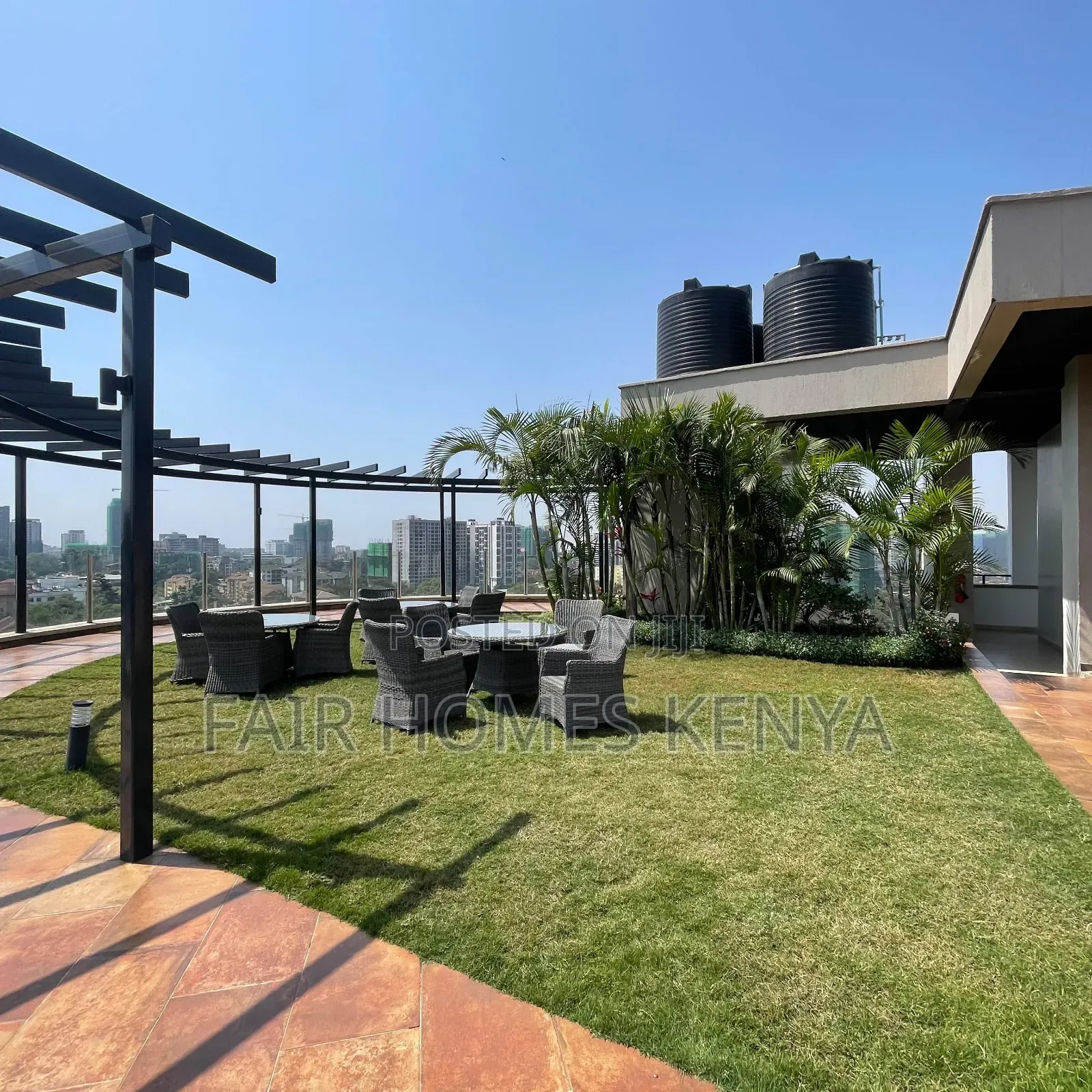 4bdrm Duplex in Riverside Drive for rent