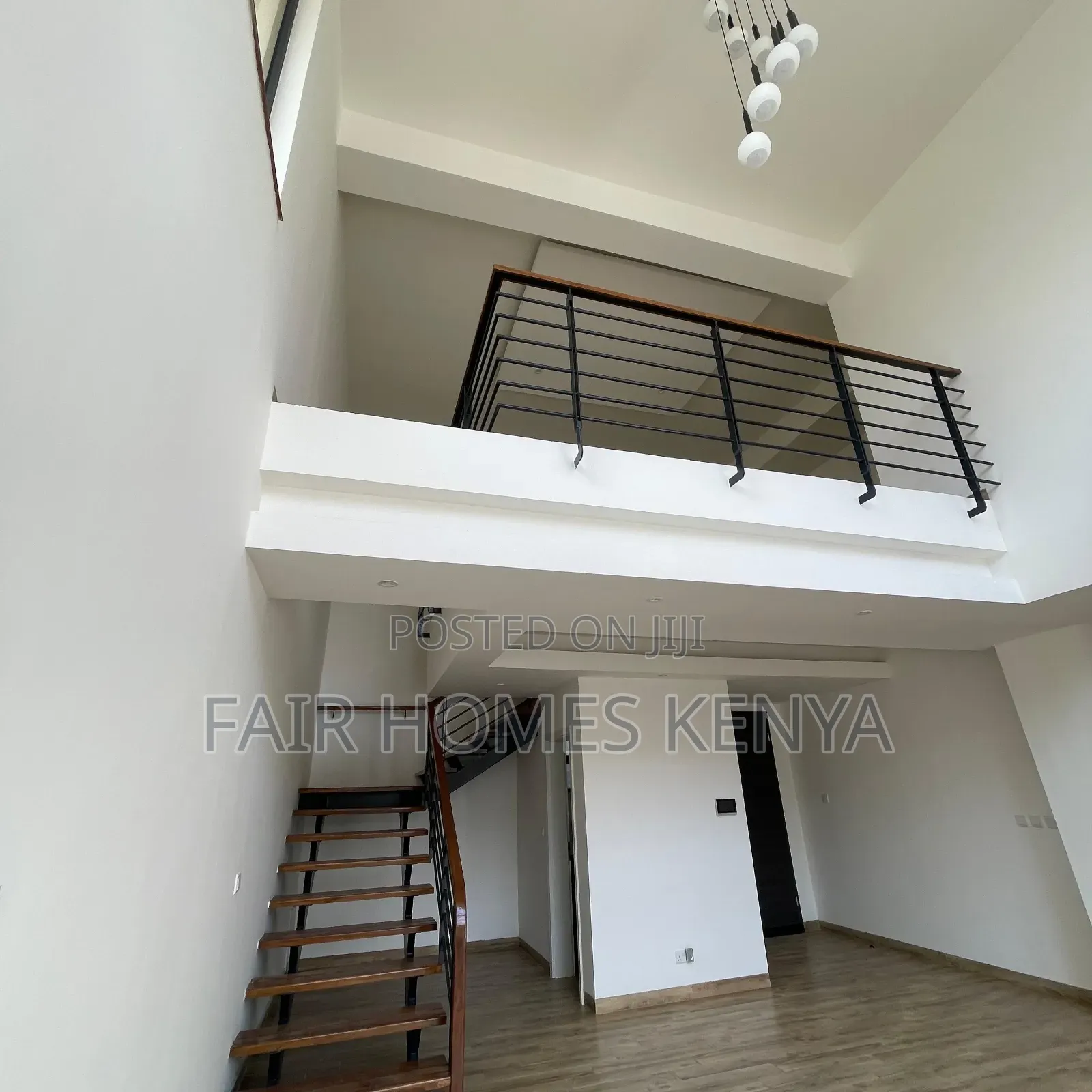 4bdrm Duplex in Riverside Drive for rent