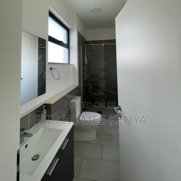 4bdrm Duplex in Riverside Drive for rent - thumbnail 18