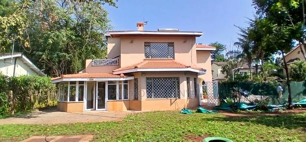 4bdrm Townhouse / Terrace in Gitanga Road, Maziwa for rent