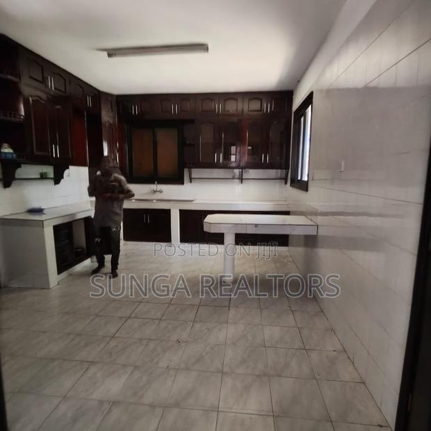 5bdrm House in Nyali Mkomani for rent - thumbnail 3