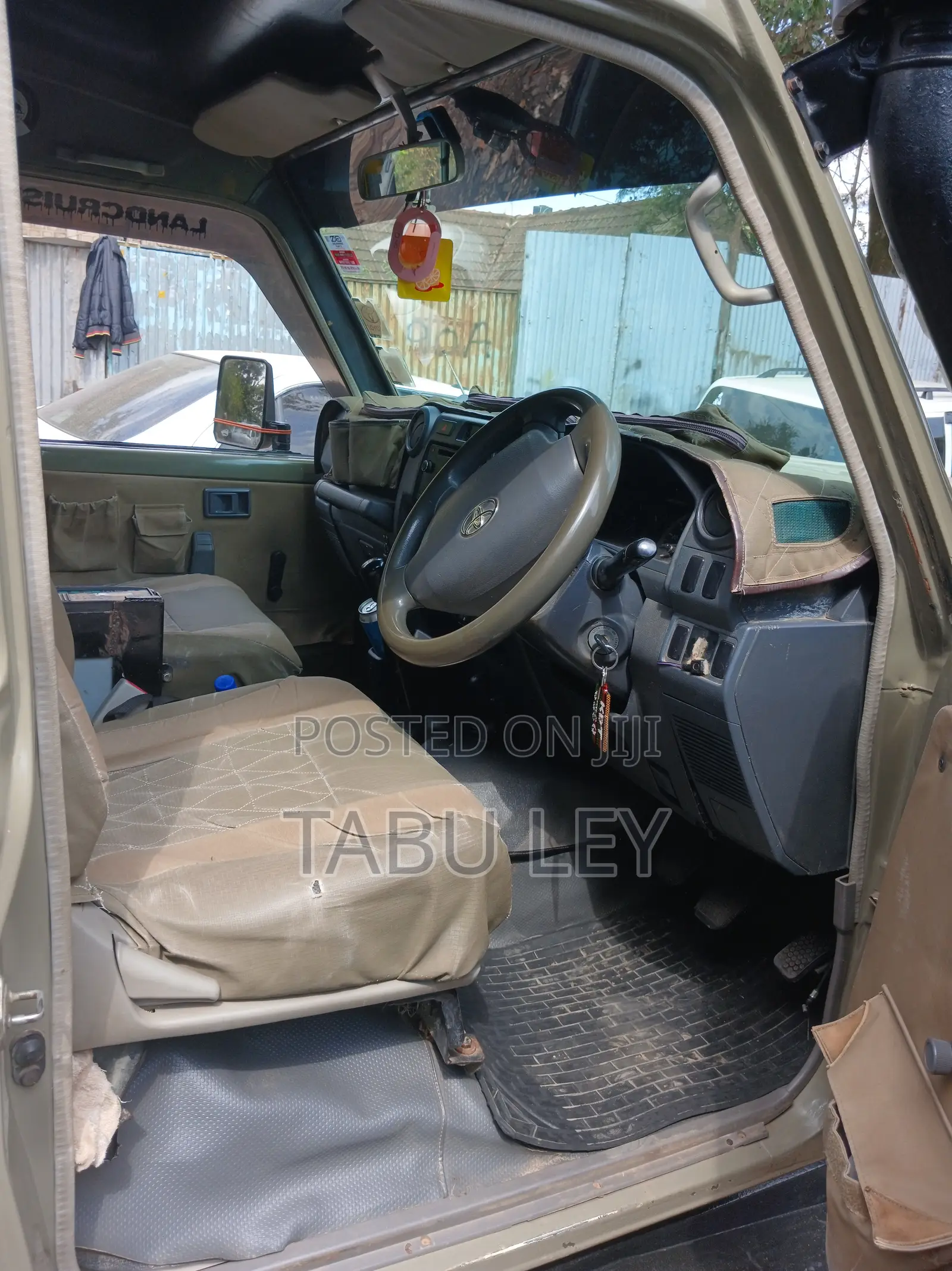 Toyota Land Cruiser 79 Series 2017 Beige