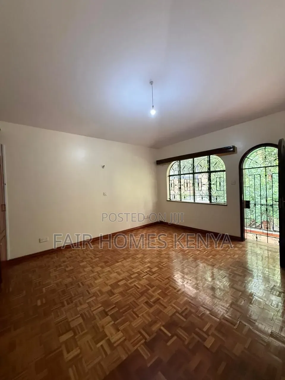 5bdrm Townhouse/Terrace in Riverside Drive for sale