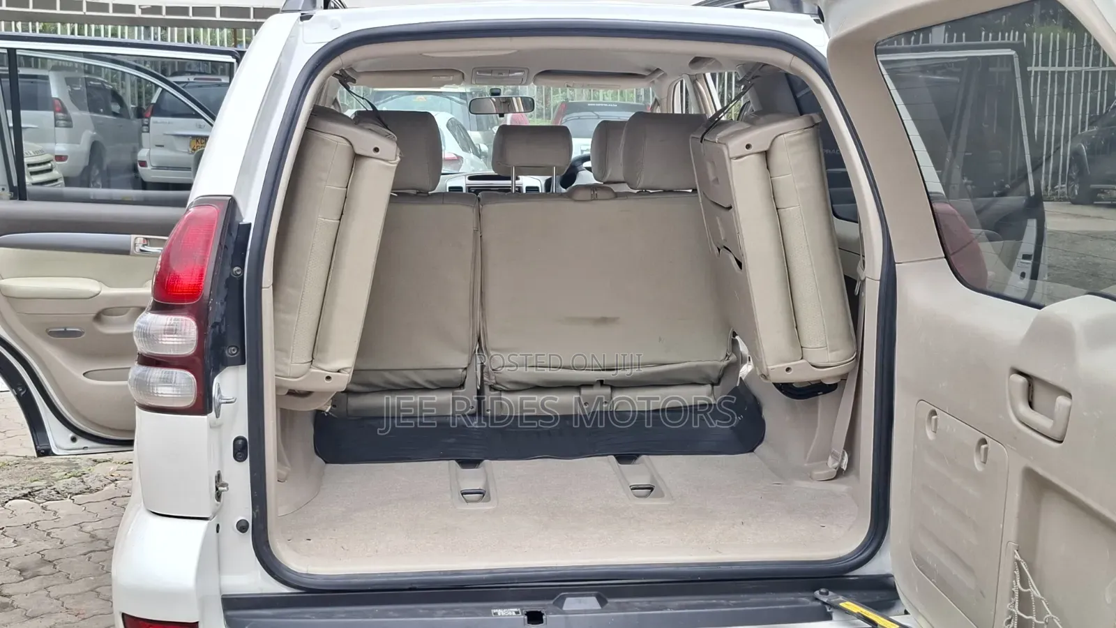 Toyota Land Cruiser Prado 2008 White