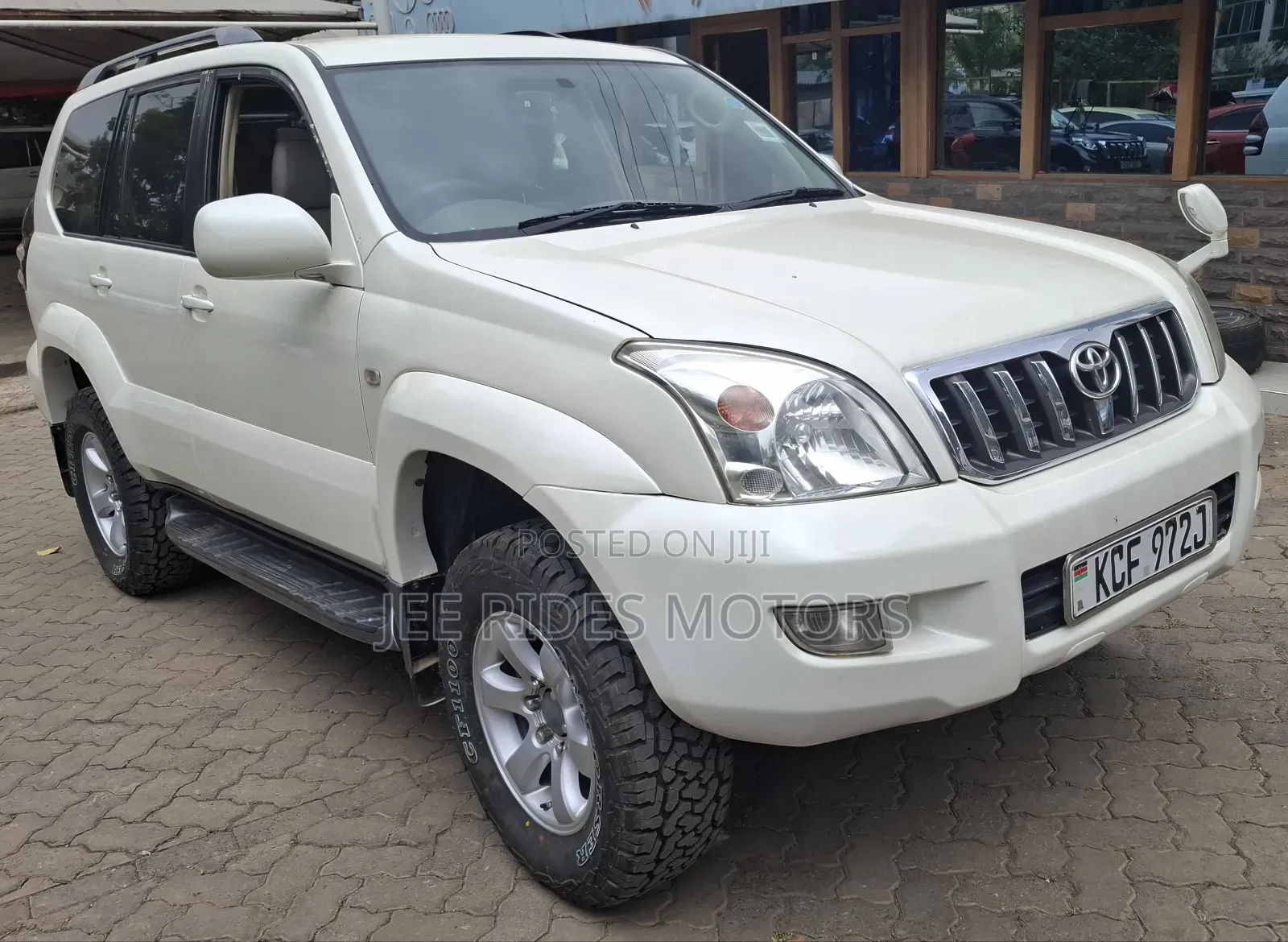 Toyota Land Cruiser Prado 2008 White
