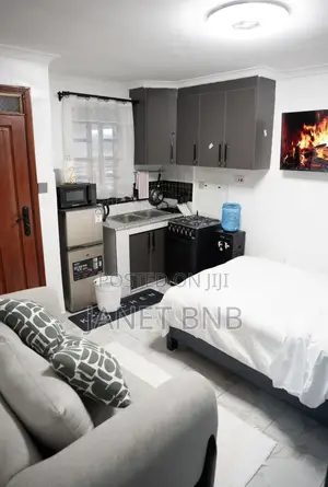 Modern Rooftop Studio Airbnb in Ruaka-KSH 2,500 Per Night