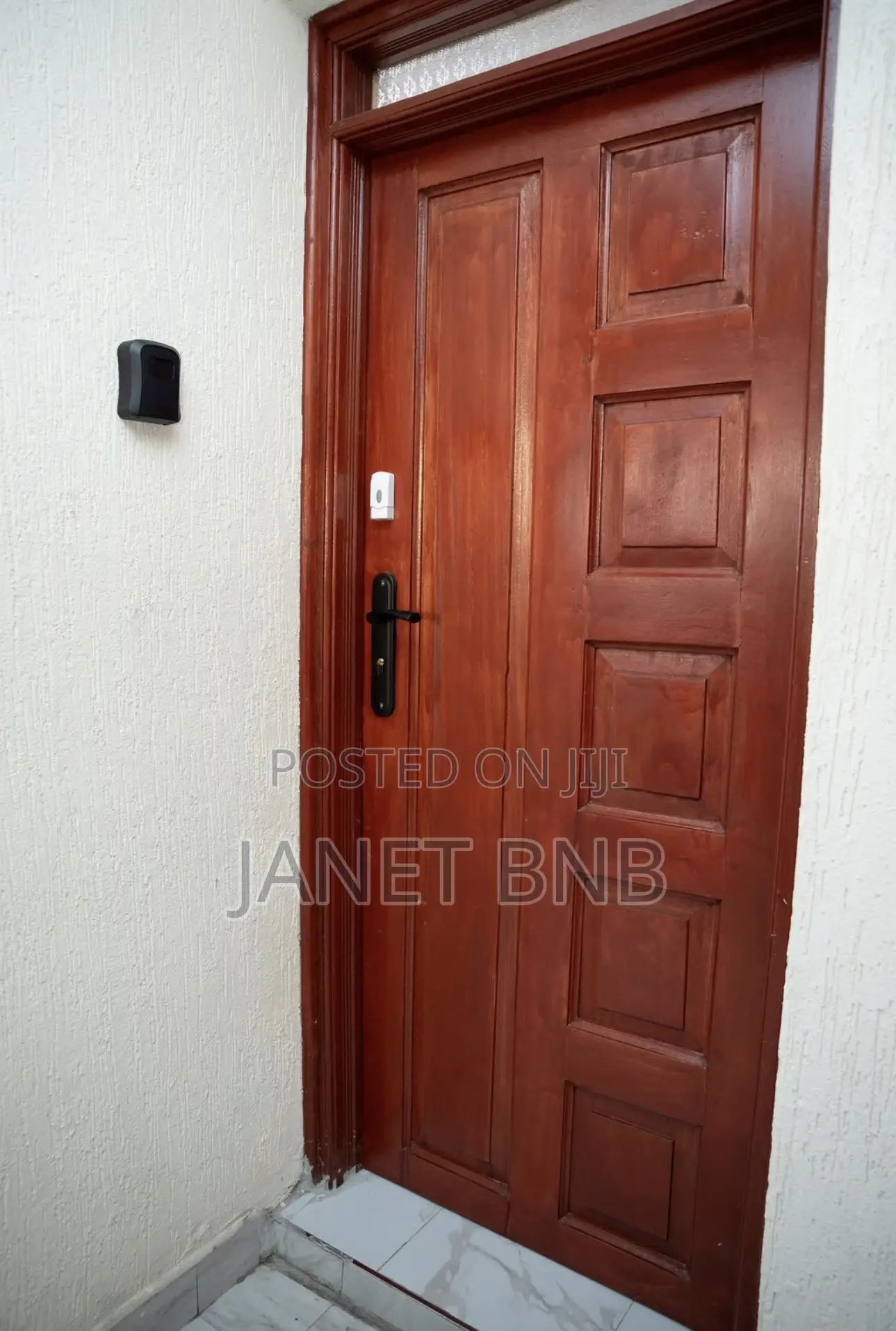 Modern Rooftop Studio Airbnb in Ruaka-KSH 2,500 Per Night