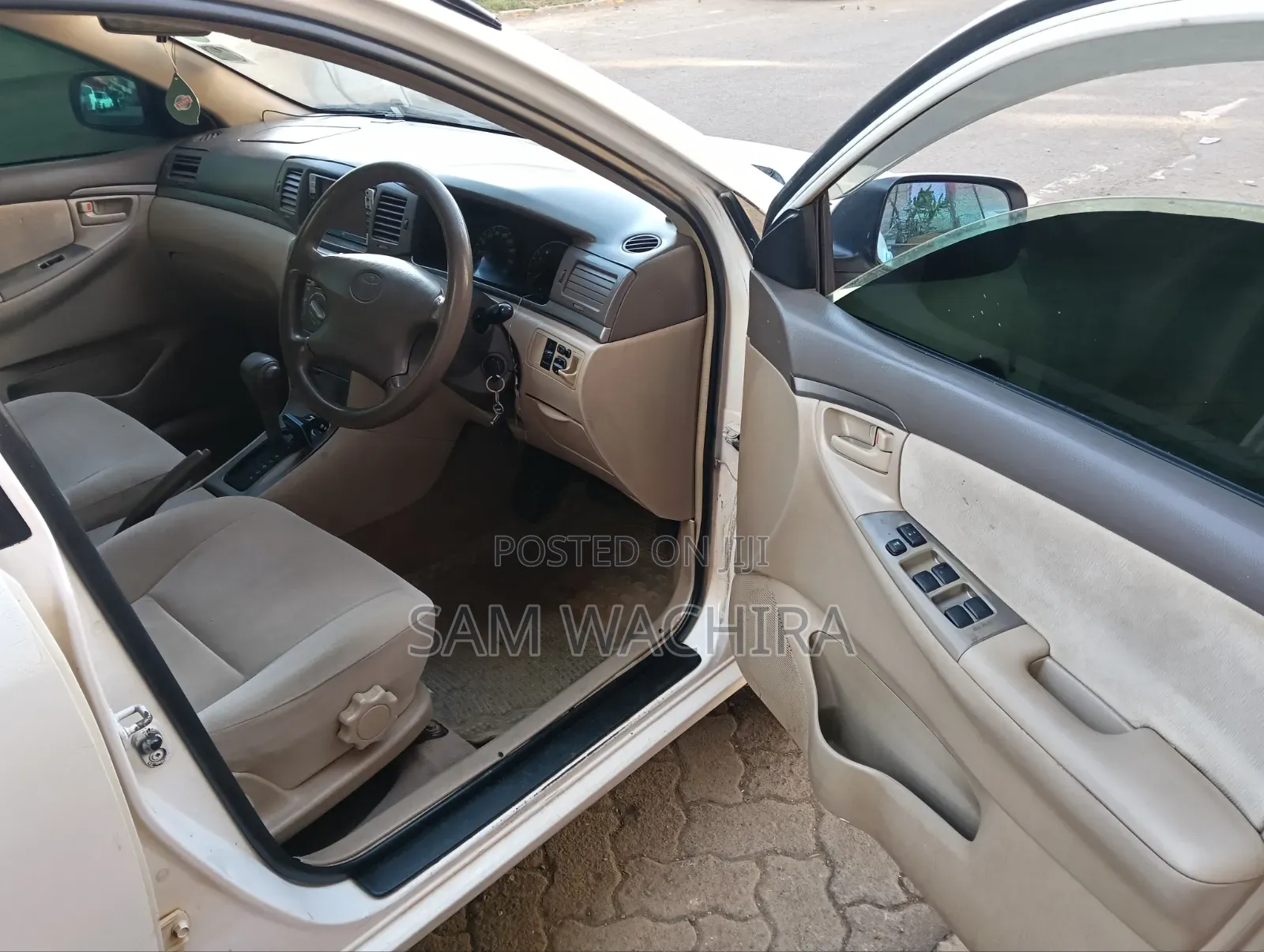 Toyota Corolla 2005 White