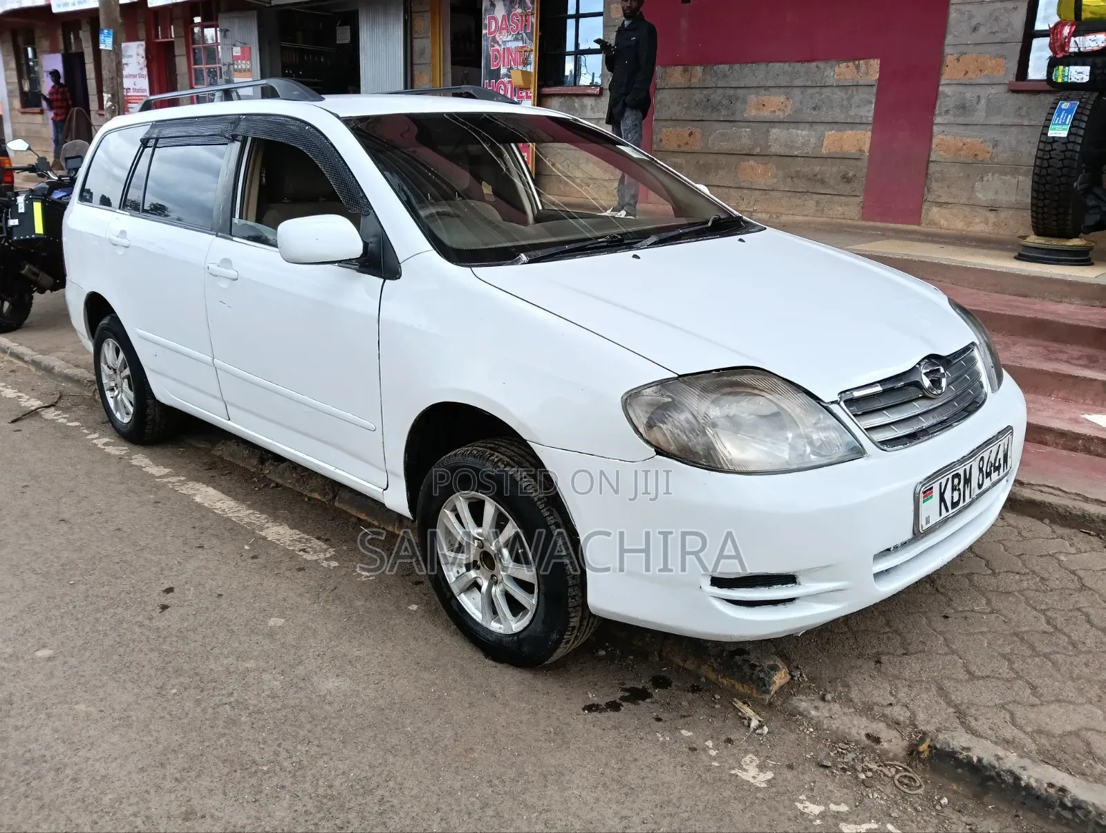 Toyota Corolla Fielder 2004 White