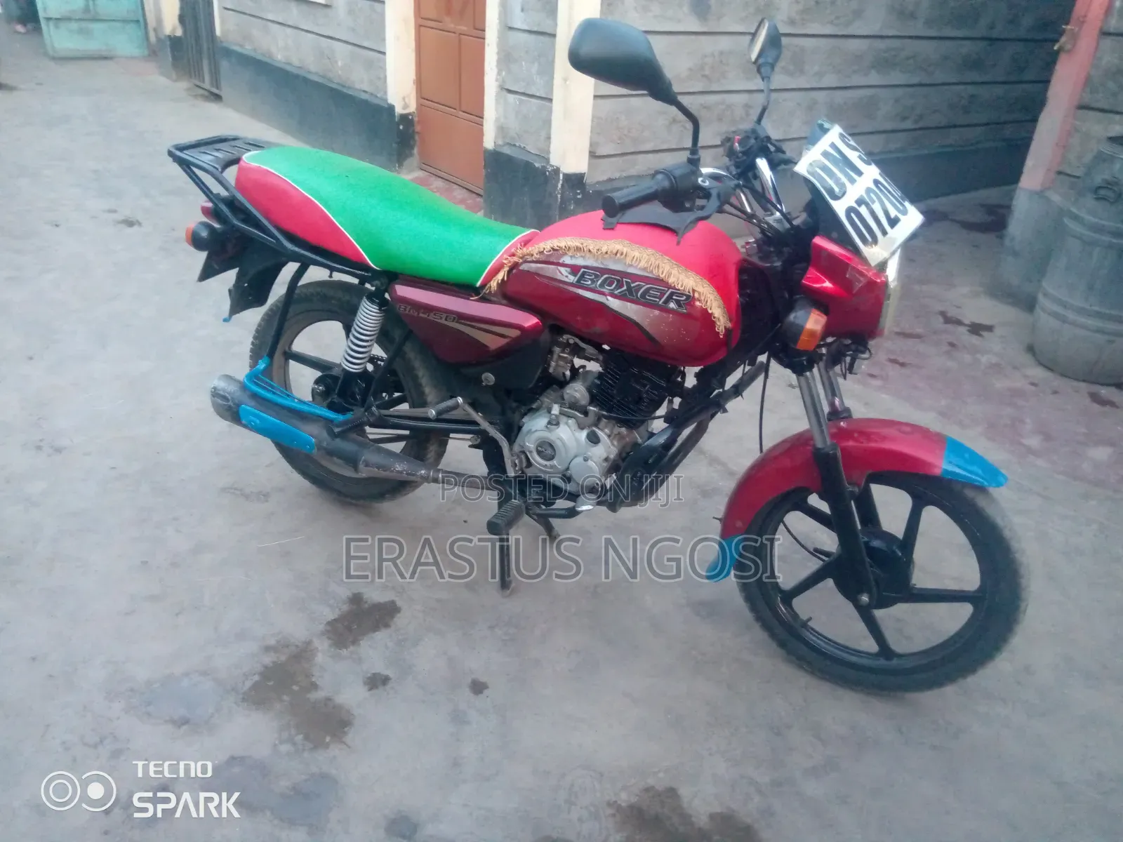 Bajaj Boxer 150 UG 2024 Red