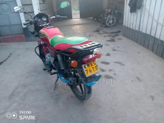 Bajaj Boxer 150 UG 2024 Red - thumbnail 9