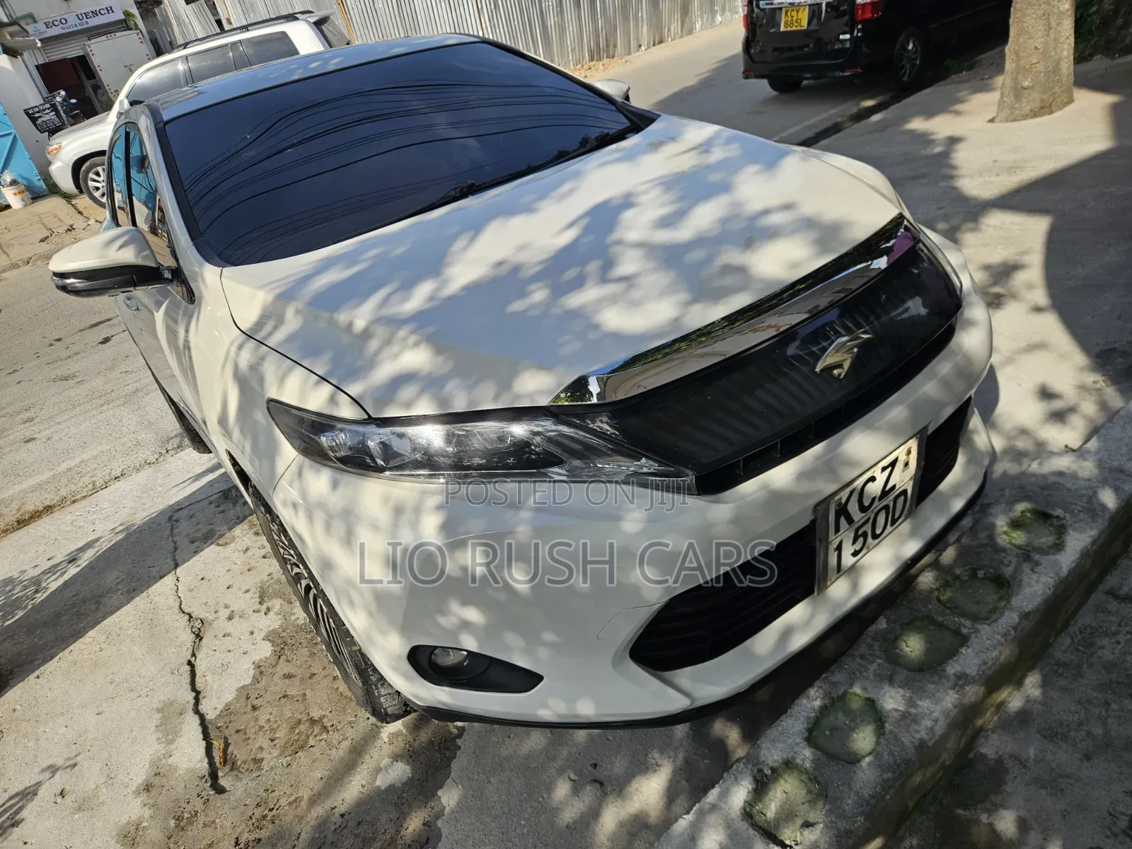 Toyota Harrier 2014 White