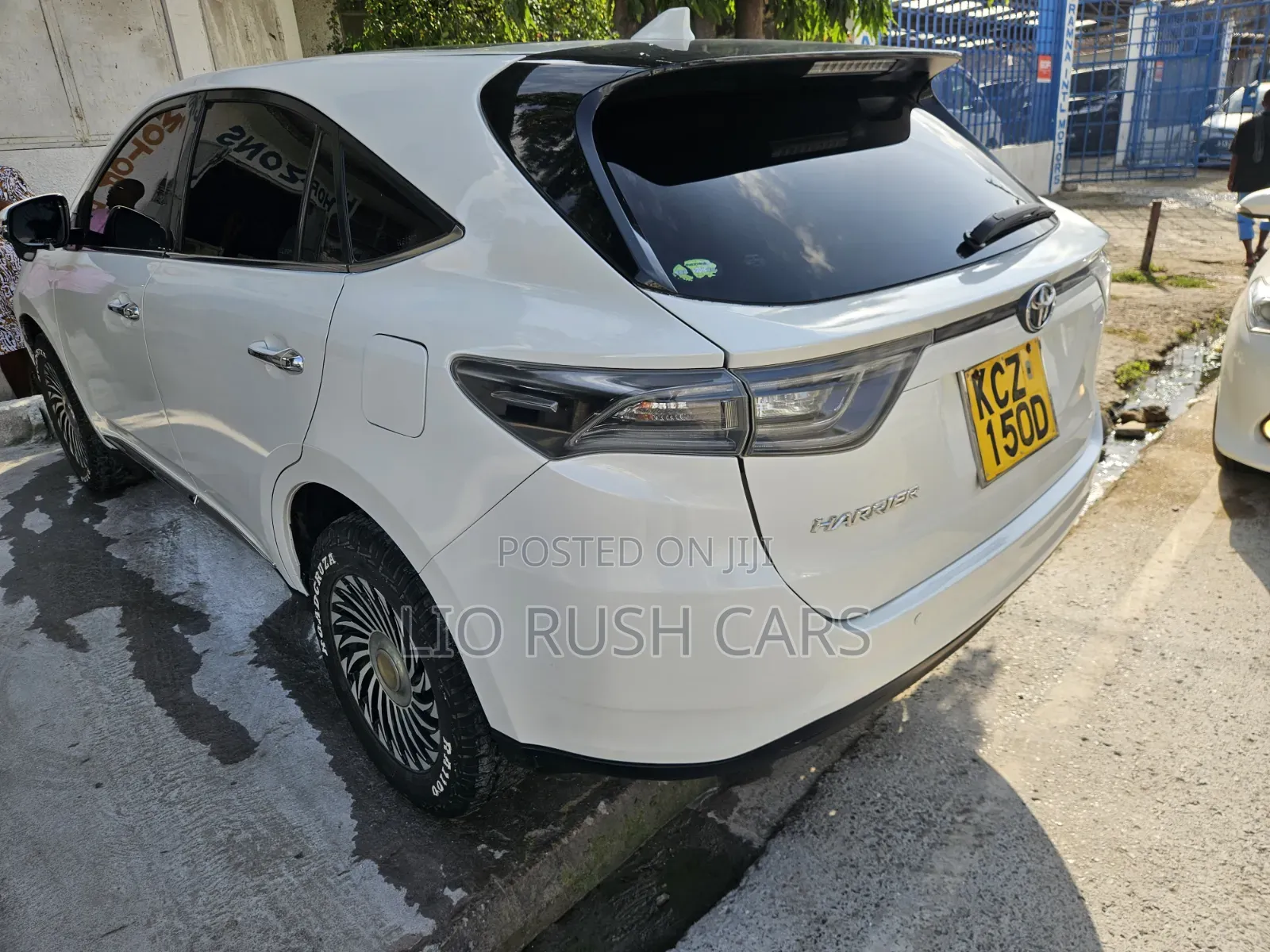 Toyota Harrier 2014 White