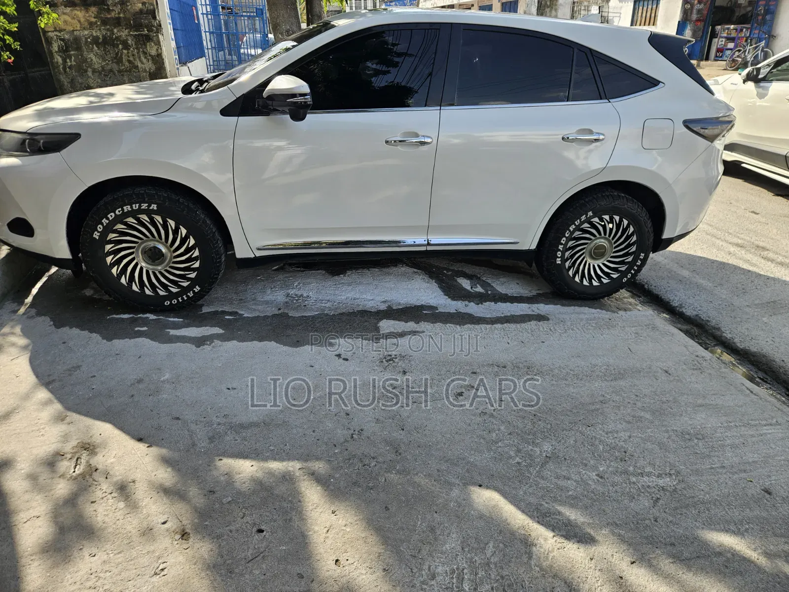 Toyota Harrier 2014 White