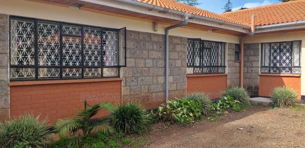 2bdrm Bungalow in Phylom, Hurlingham for rent - main view