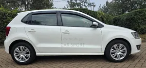 Volkswagen Polo 2011 White