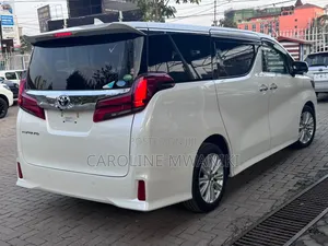 Toyota Alphard 2019 White