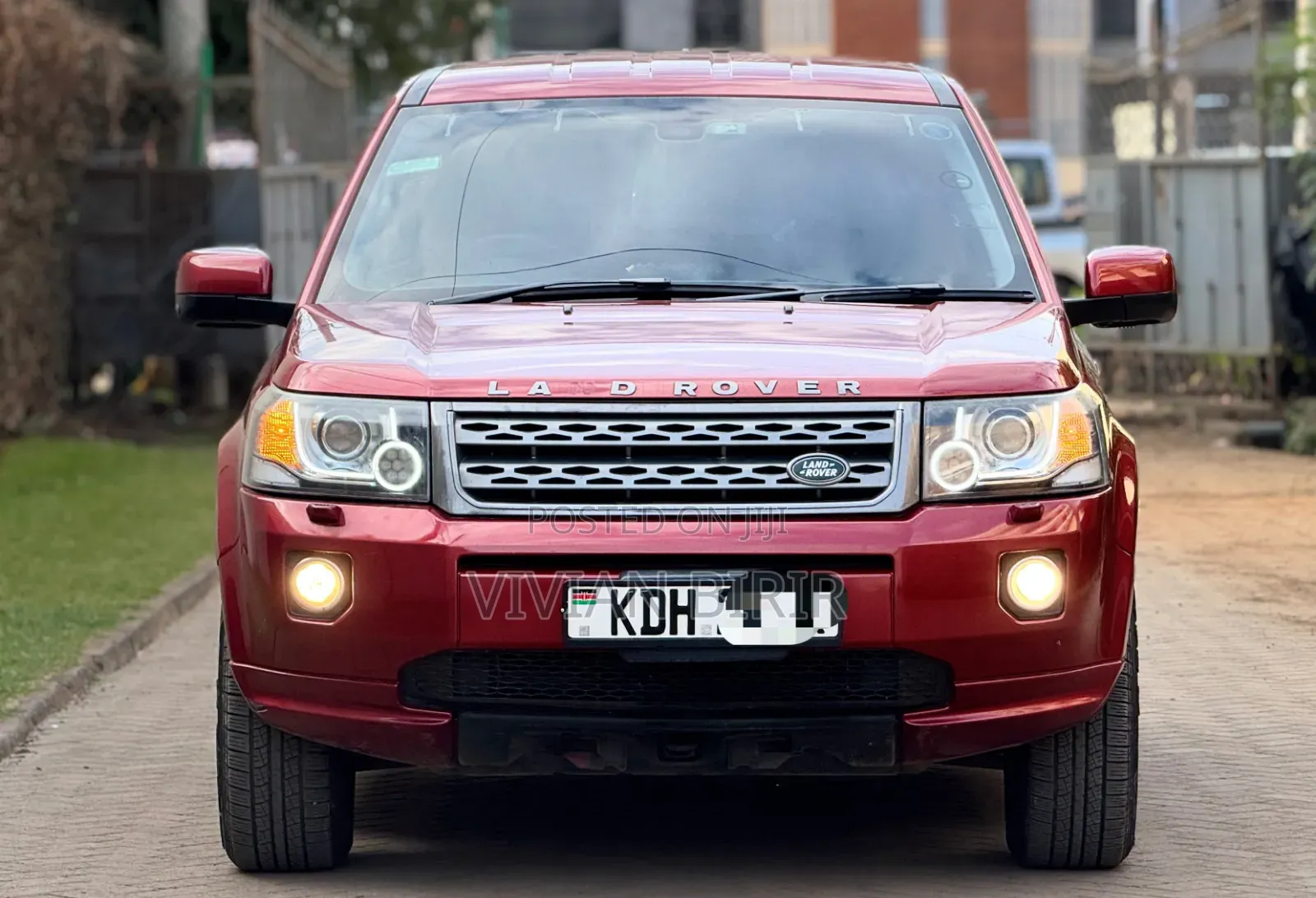 Land Rover Range Rover 2012 Red