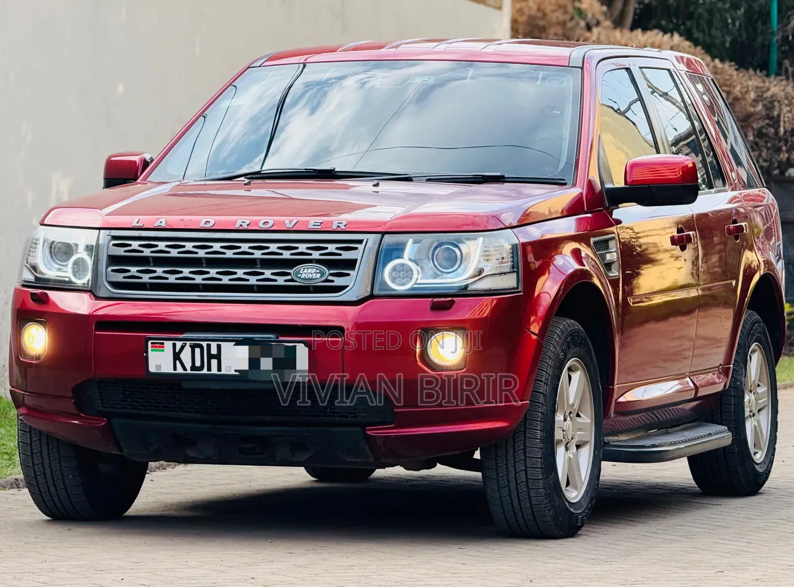 Land Rover Range Rover 2012 Red