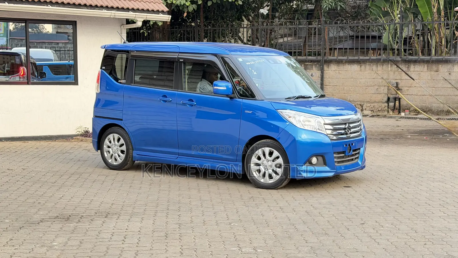 Suzuki Solio Hybrid G 2019 Blue