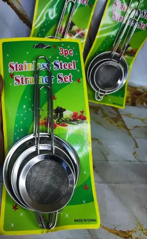 3pcs Sieves Set
Silver 
Stainless Steel 
Size (8-10-12) Cm