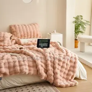 Luxurious Soft,double Layer Faux Furry Bubble Blankets