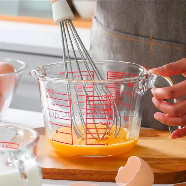 Borosilicate Glass Measuring Cup - thumbnail 2