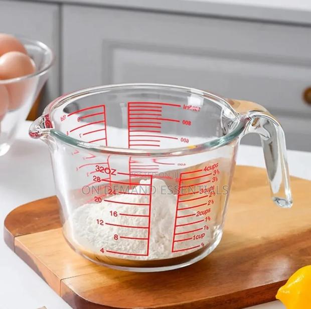 Borosilicate Glass Measuring Cup - thumbnail 3