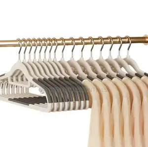 10pcs Household Hangers