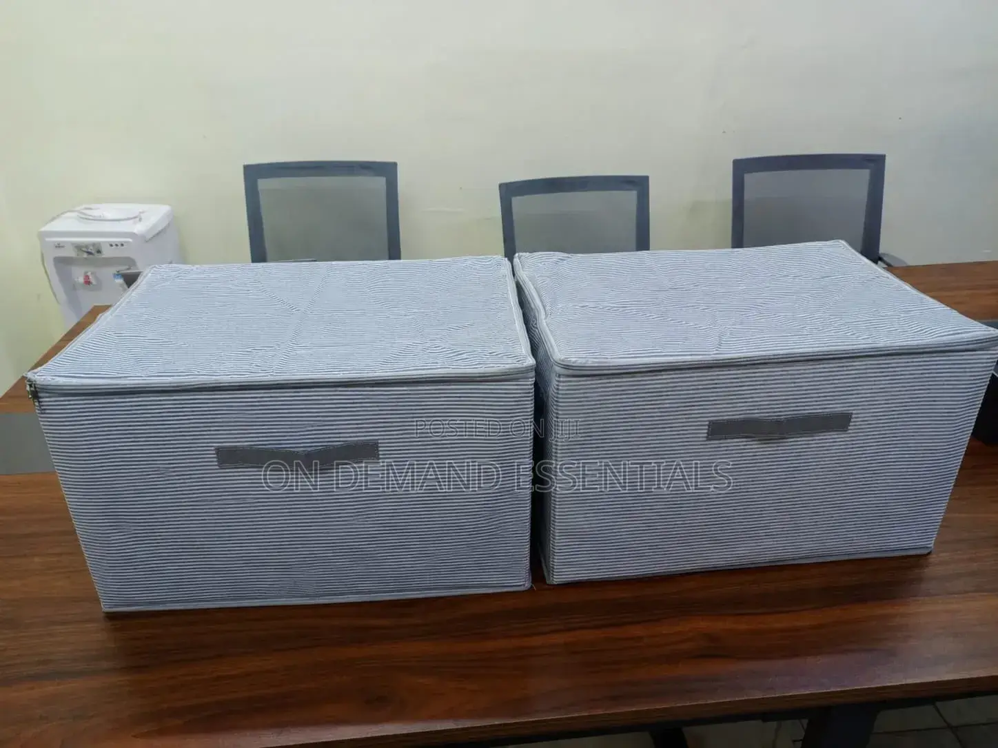 Large Capacity Collapsible Zipper Storage Box
