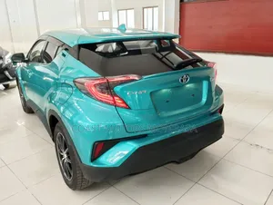 Toyota C-HR 2018 Green