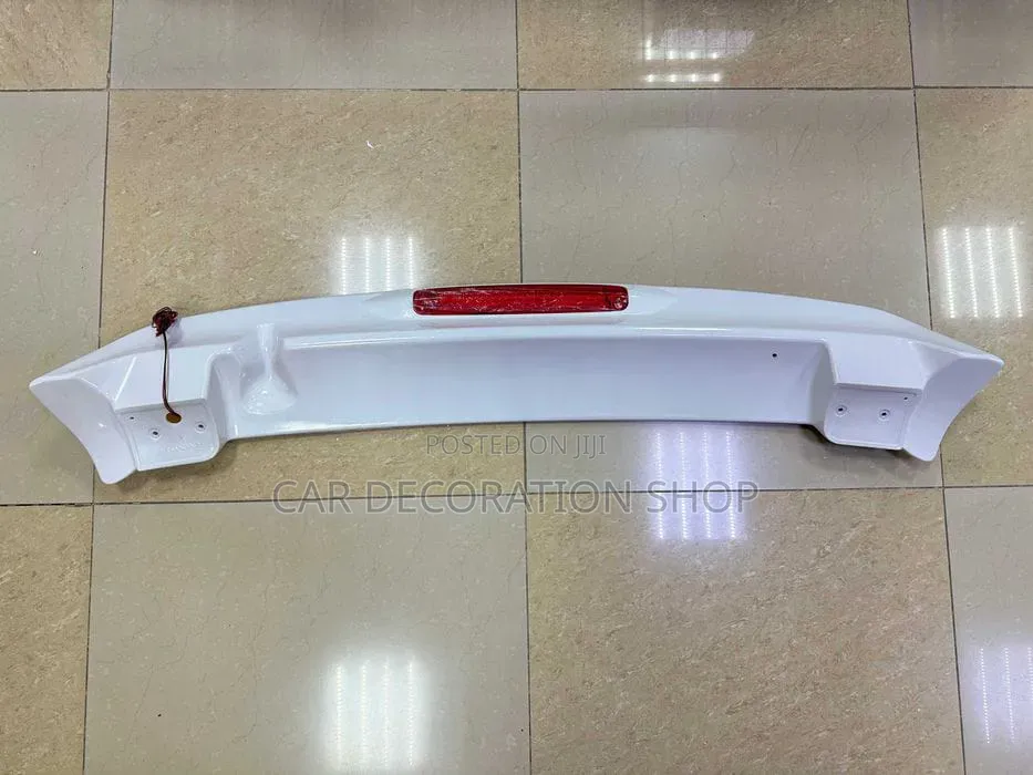 Prado120 Rear Roof Spoiler With Built in High Luminosity Red Led Light