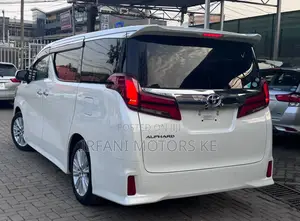Toyota Alphard 2.5 Petrol FWD 2019 White