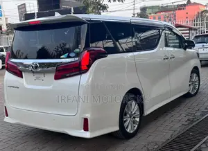 Toyota Alphard 2.5 Petrol FWD 2019 White